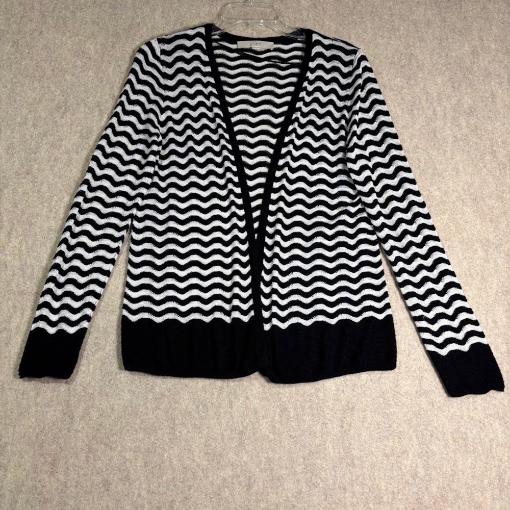 Loft Cardigan Womens Small Black White Rayon Chevron Knit Open Front Preppy Chic